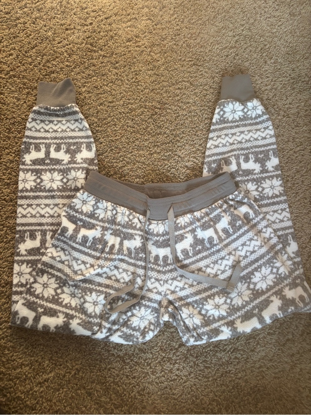 Cozy Fair Isle Reindeer Fleece Pajama Set in Gray